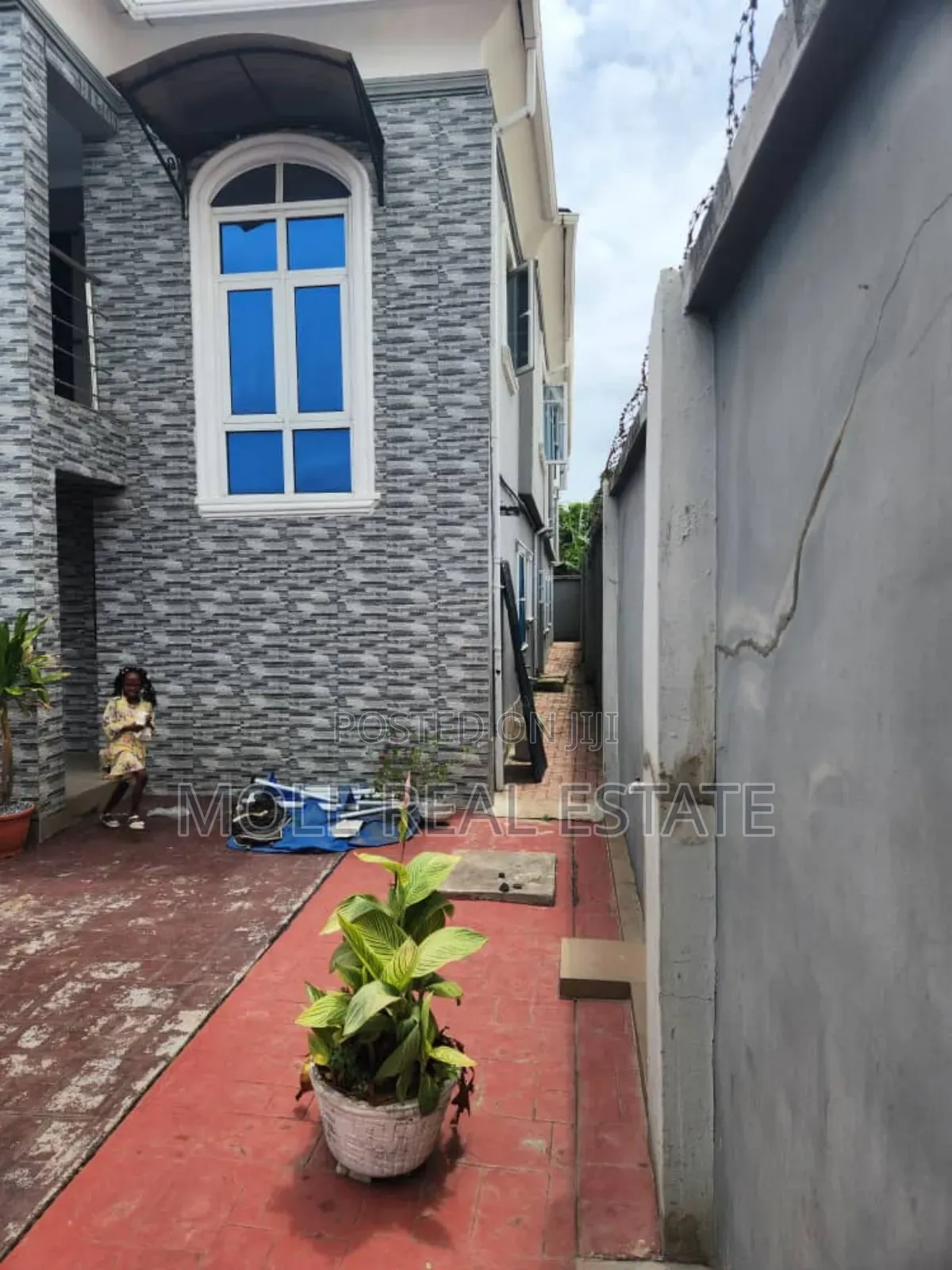 5bdrm Duplex in Igbogbo Ikorodu for sale