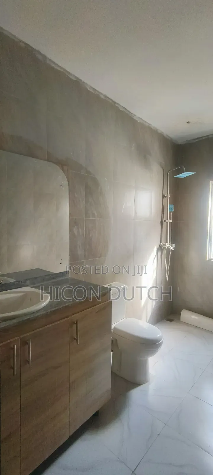 3bdrm Block of Flats in Wuye. for rent