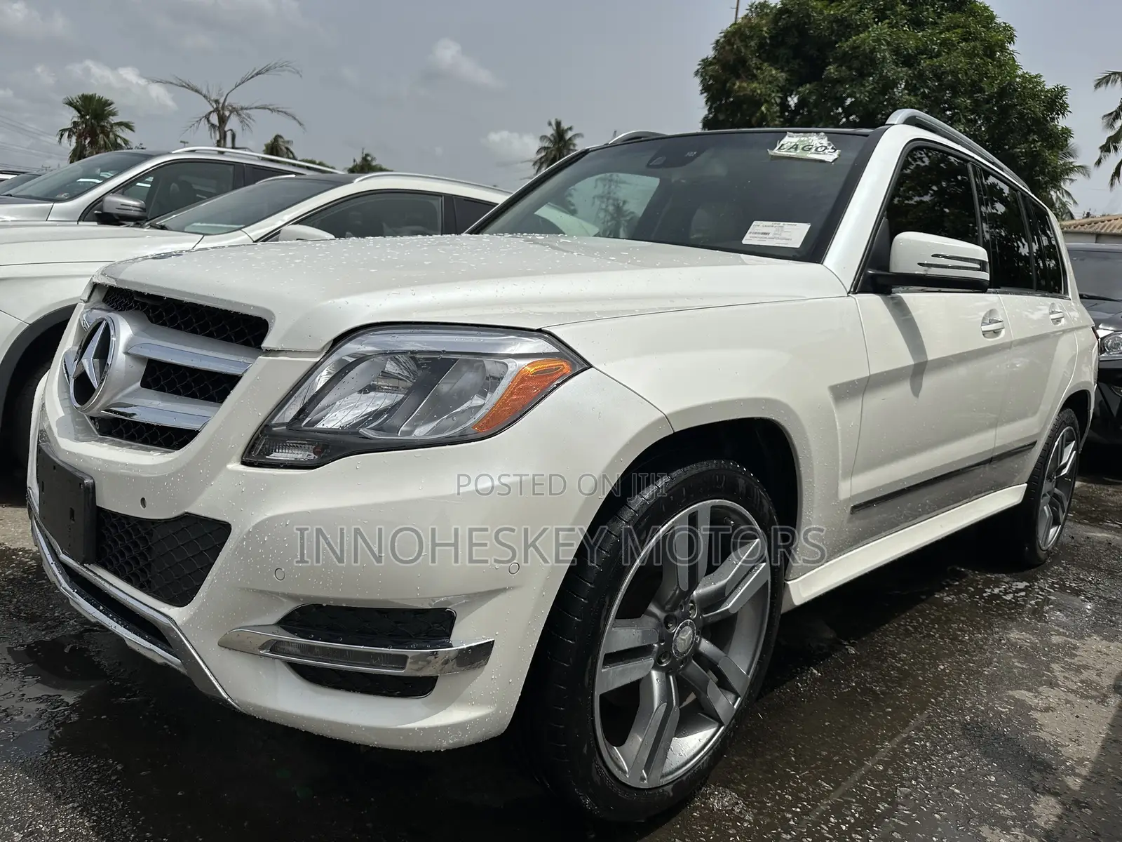 Mercedes-Benz GLK-Class Base GLK 350 4dr AWD 4MATIC (3.5L 6cyl 7A) 2015