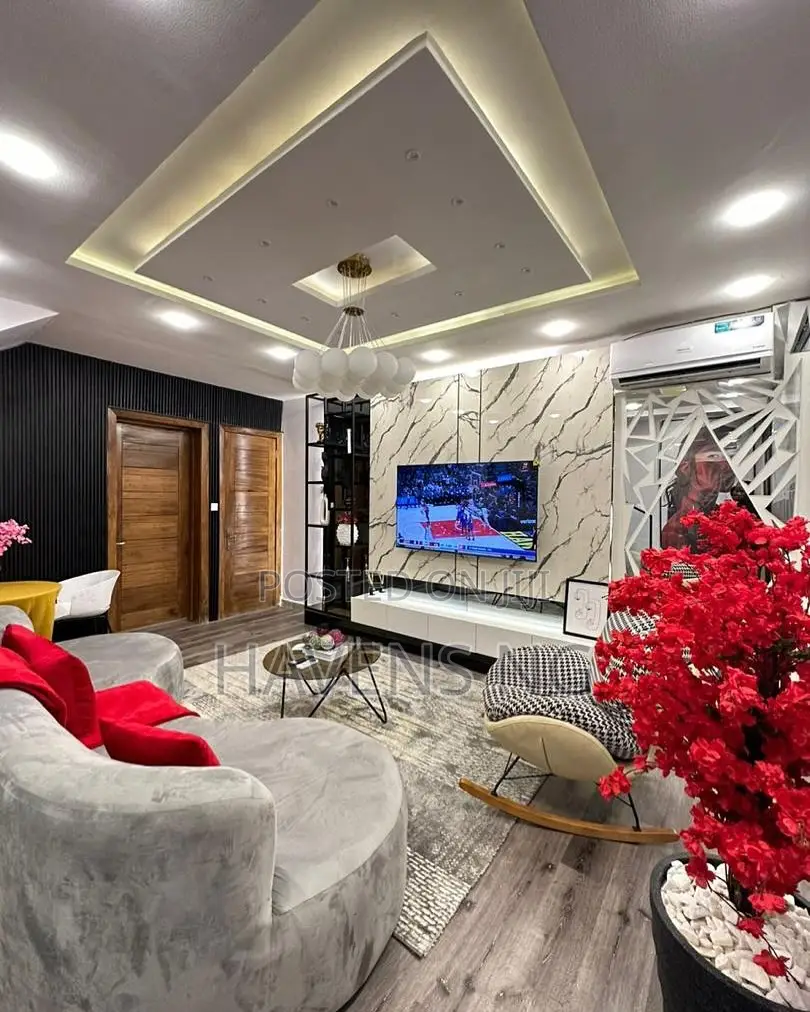 Luxury 2-Bedroom Maisonette Shortlet Apartment