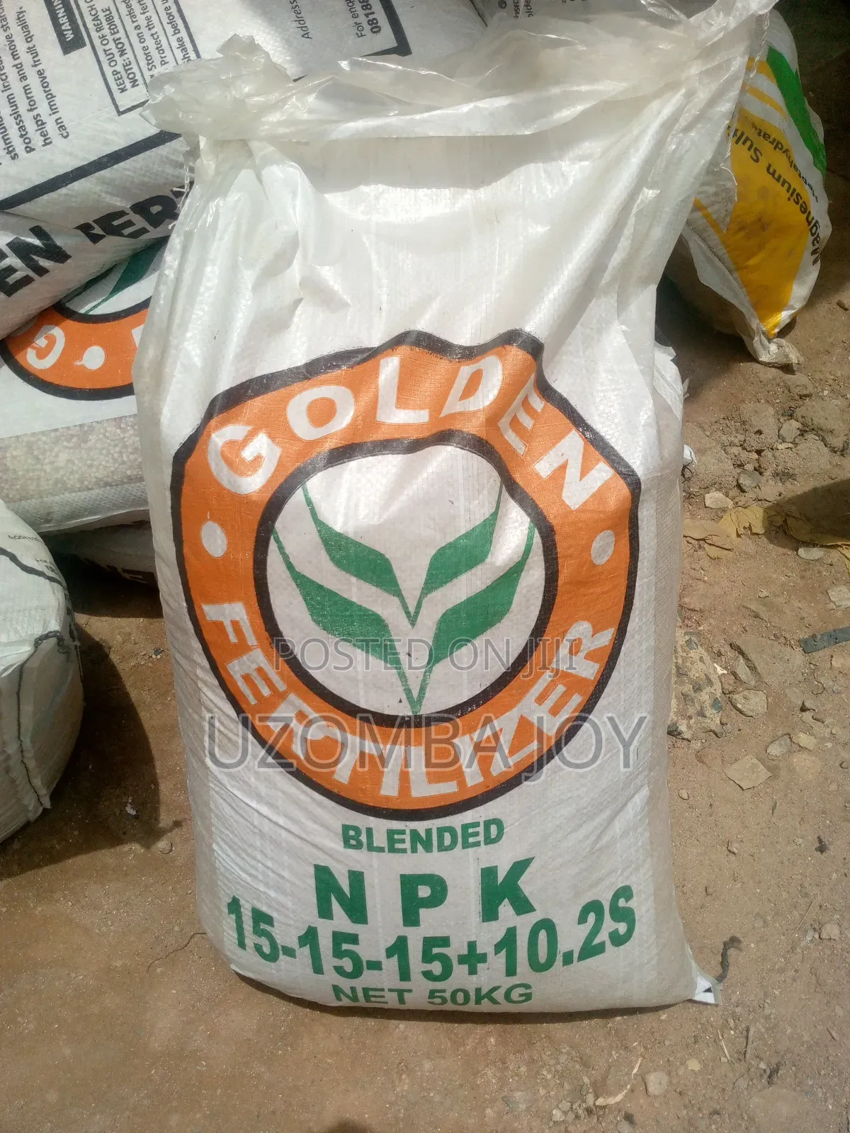 Golden NPK 15 15 15