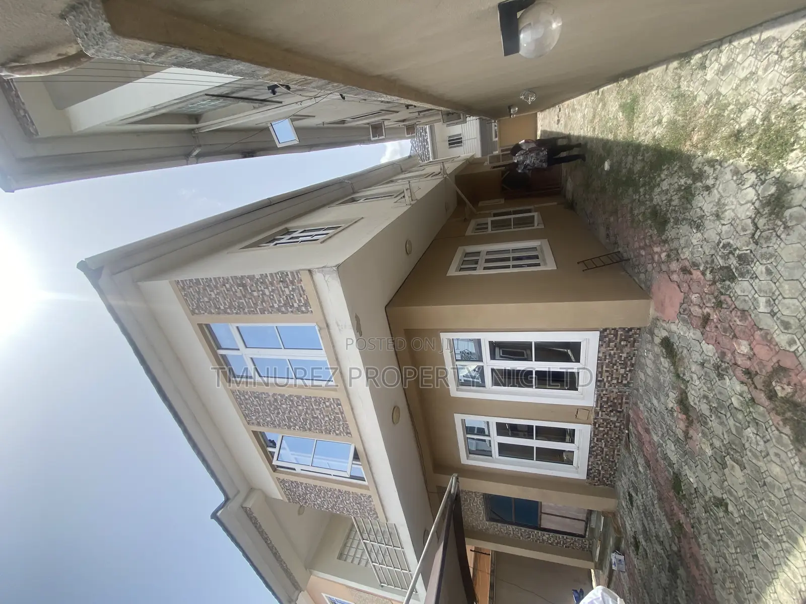 5bdrm Duplex in Chevron, Lekki for rent