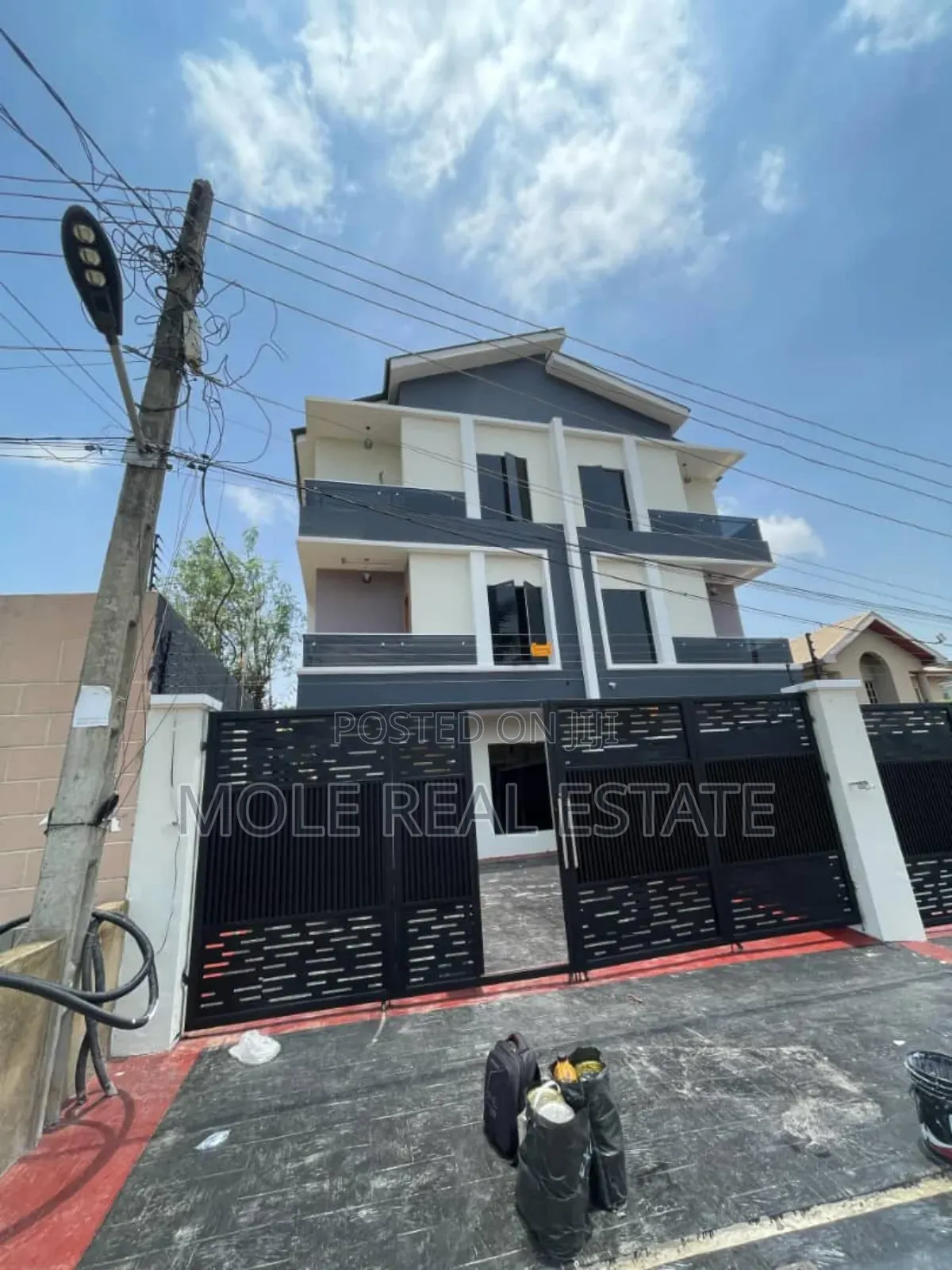 Furnished 4bdrm Duplex in Magodo GRA Phase 1 for sale