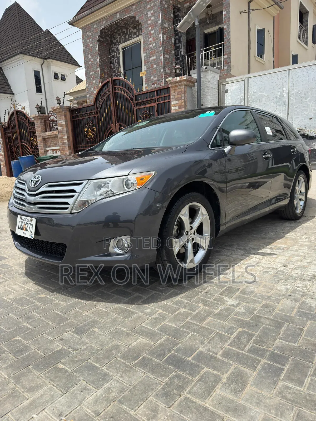 Toyota Venza V6 AWD 2011 Gray