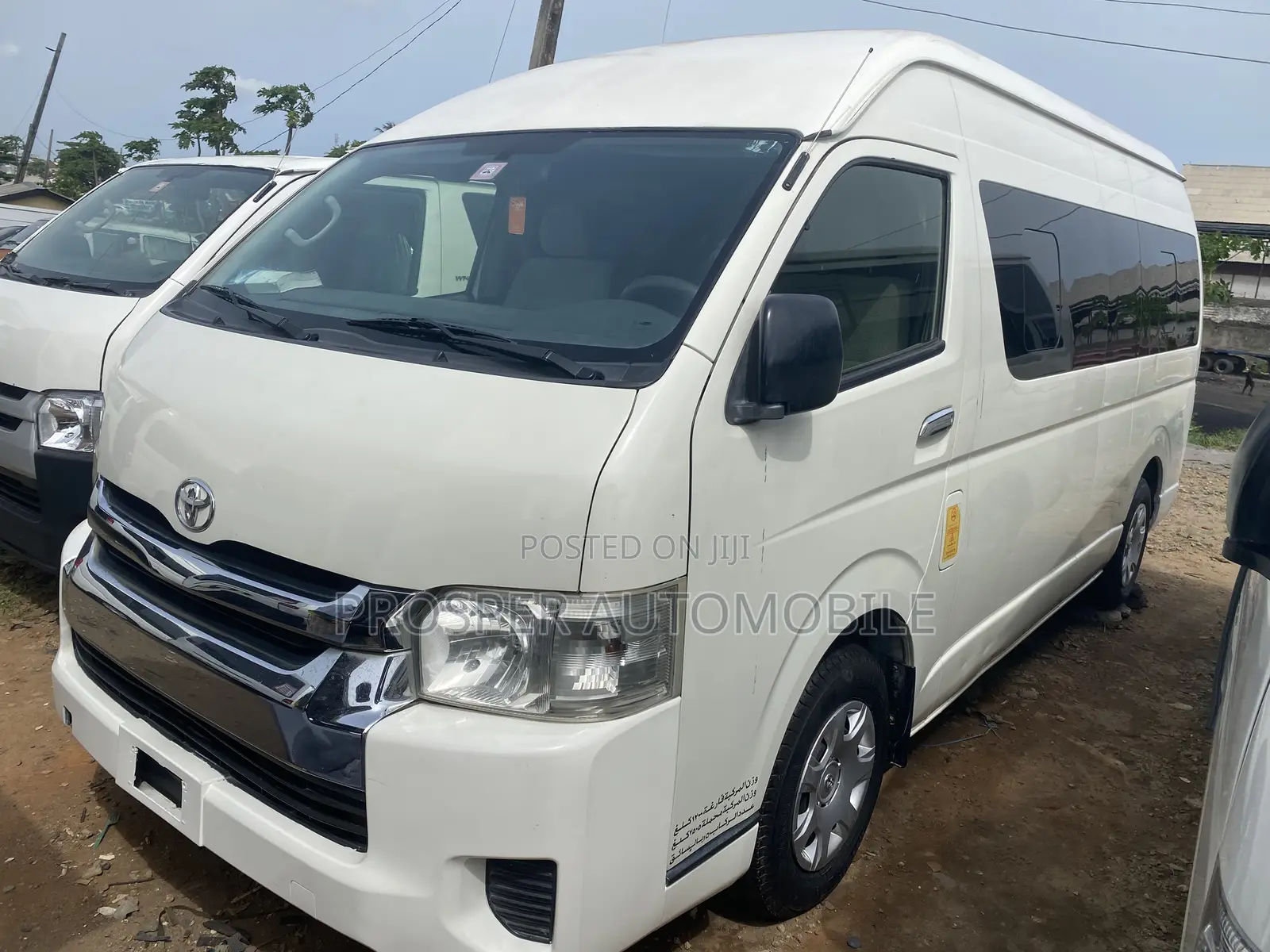 Toyota HiAce 2018 White