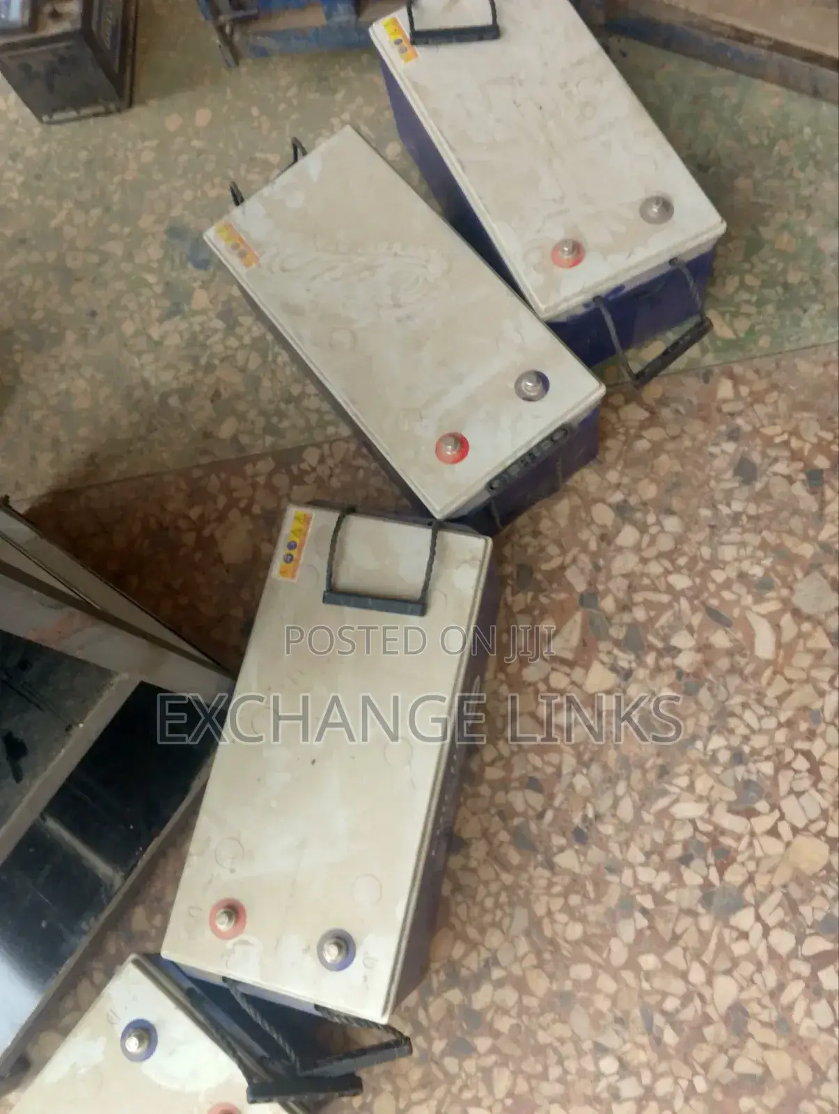 Buyer of Weak and Dead Inverter Batteries