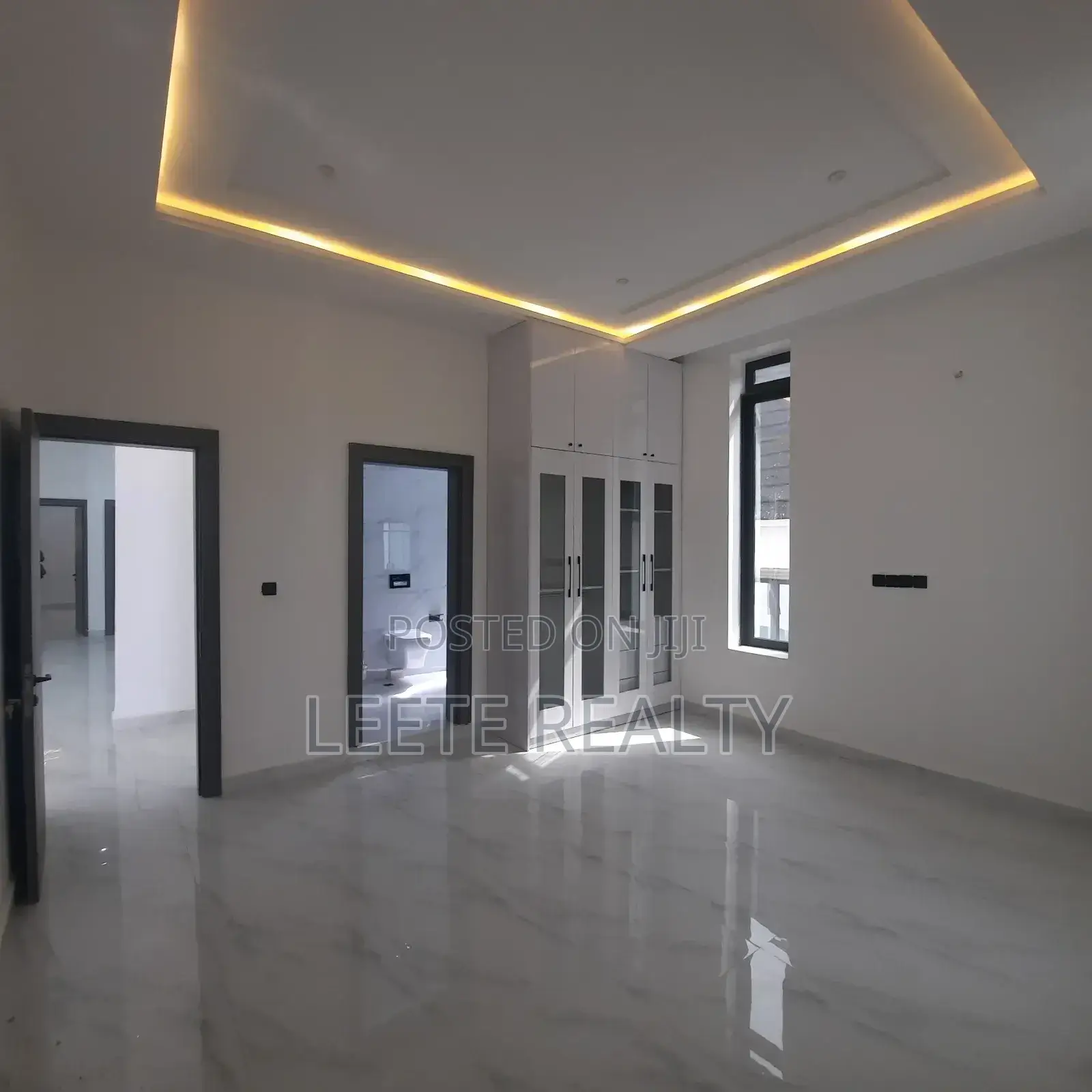 5bdrm Duplex in Apo Resettlement for sale
