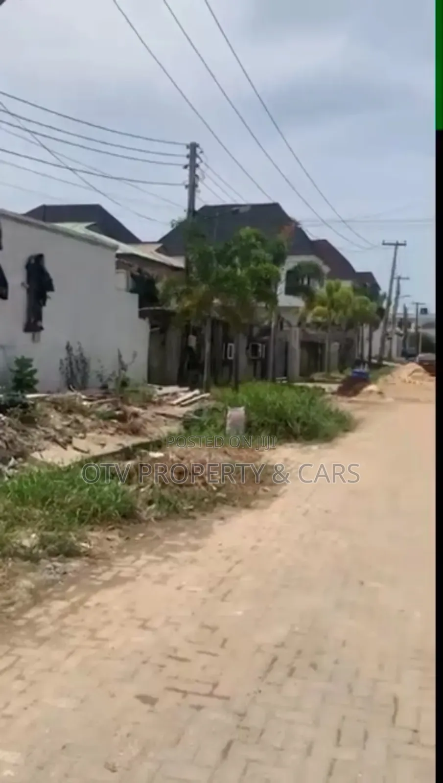 1336sqm of Empty Land at Bakare Agungi for Sale