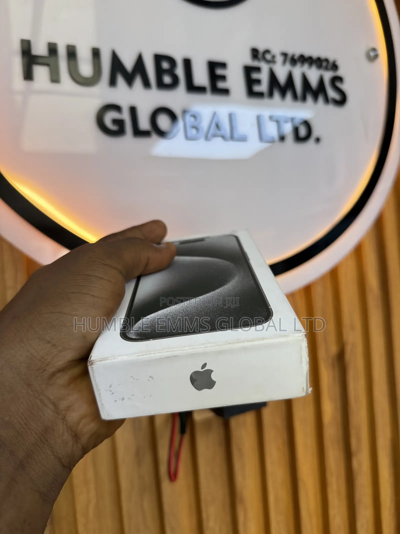 New Apple iPhone 15 Pro 128 GB
