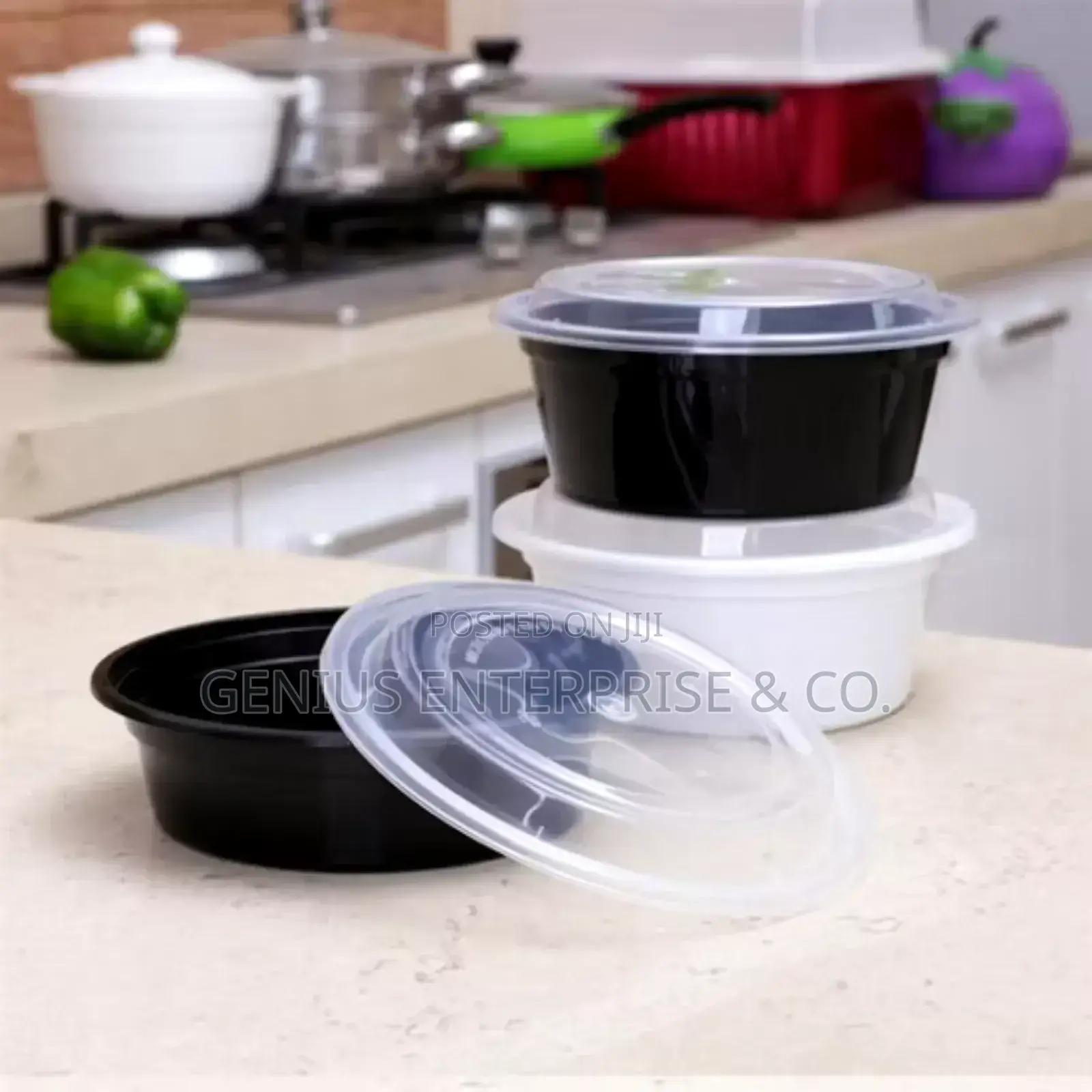 Round Black Plastic Food Container (750ml)
