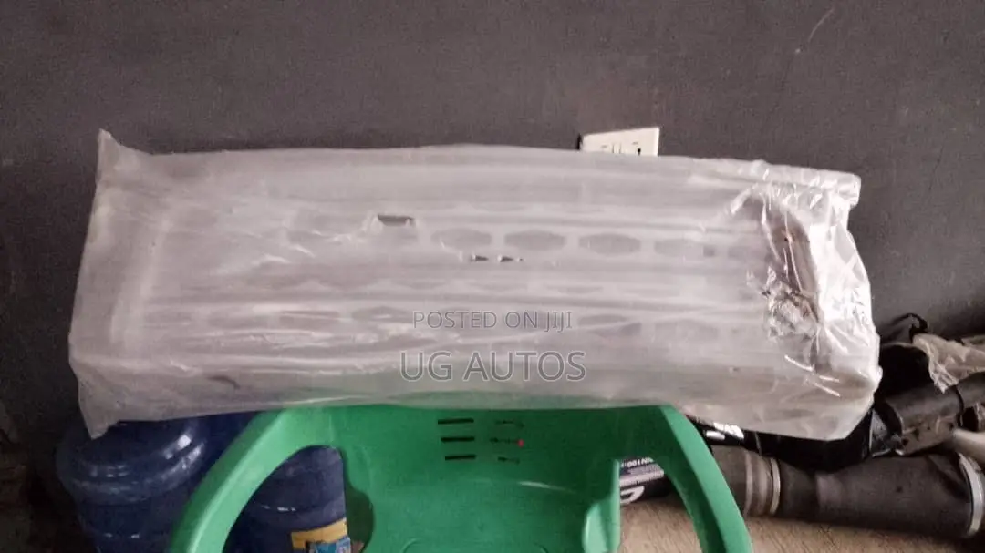 Front Grill Land Rover Lr3 (Lr5 Type)