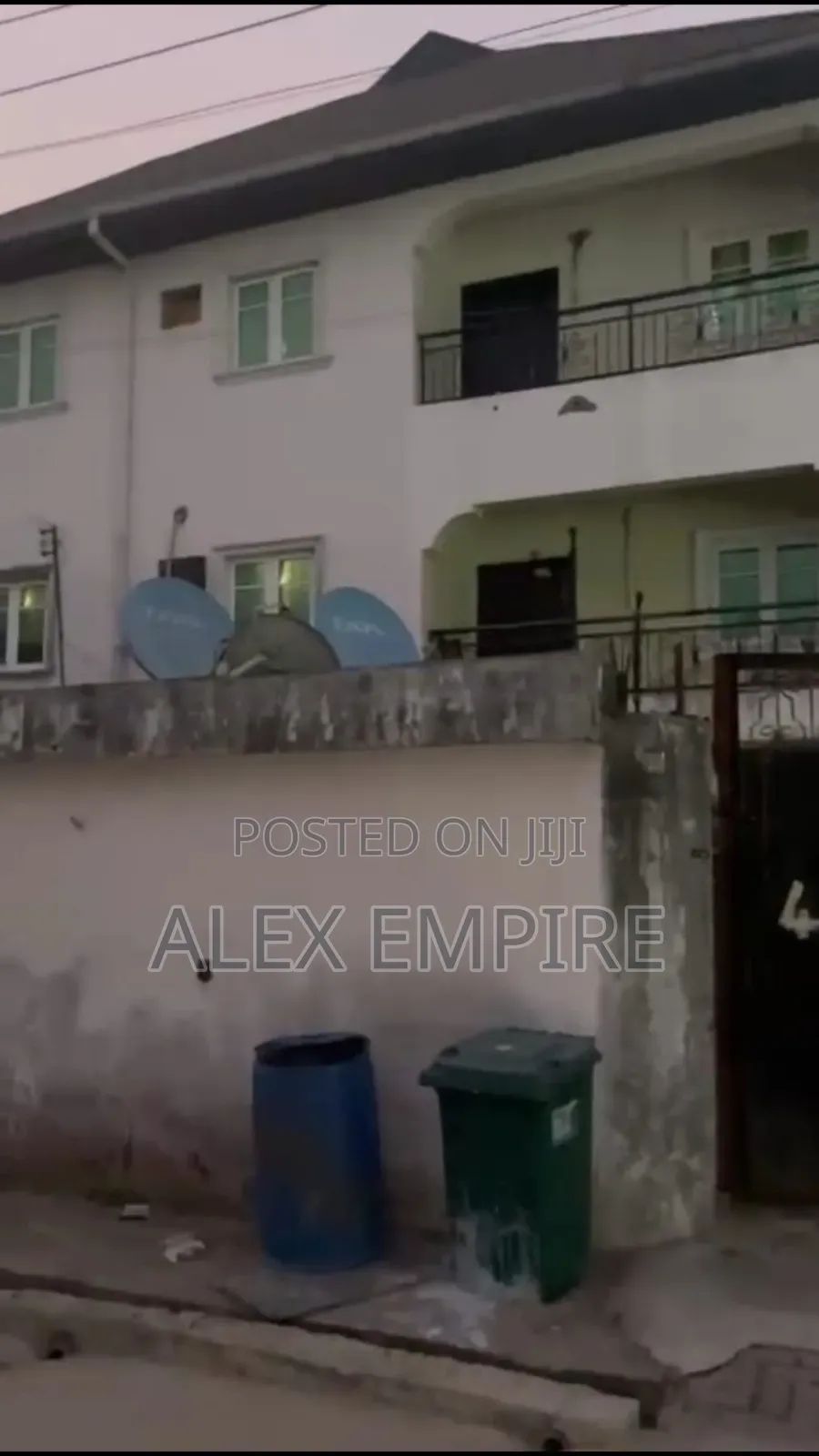2bdrm Block of Flats in Amuwo-Odofin for sale