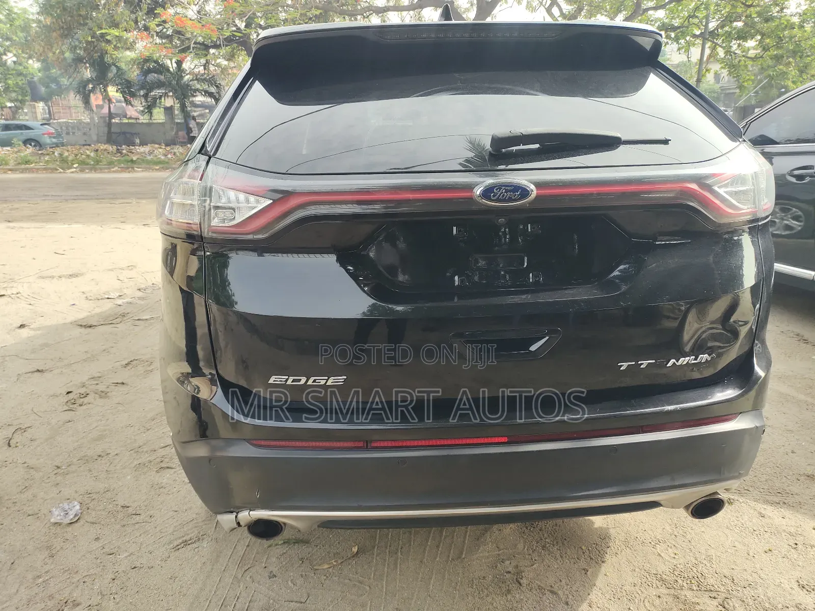 Ford Edge Titanium 4dr SUV AWD (2.0L 4cyl Turbo 6A) 2015 Black