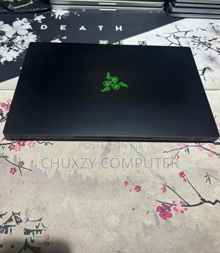 Laptop Razer Blade Advanced 16GB Intel Core I7 SSD 1T