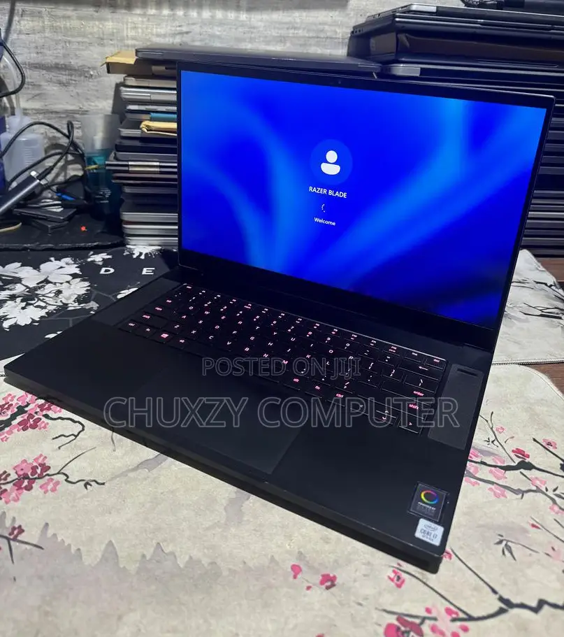 Laptop Razer Blade Advanced 16GB Intel Core I7 SSD 1T