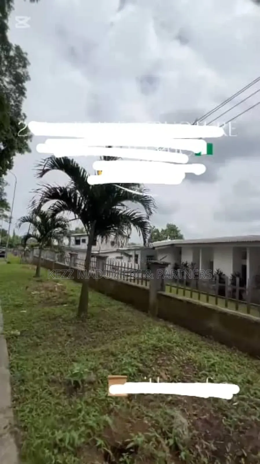 For Sale : 2 Plots (930) With Old Structure at Old Gra Ph