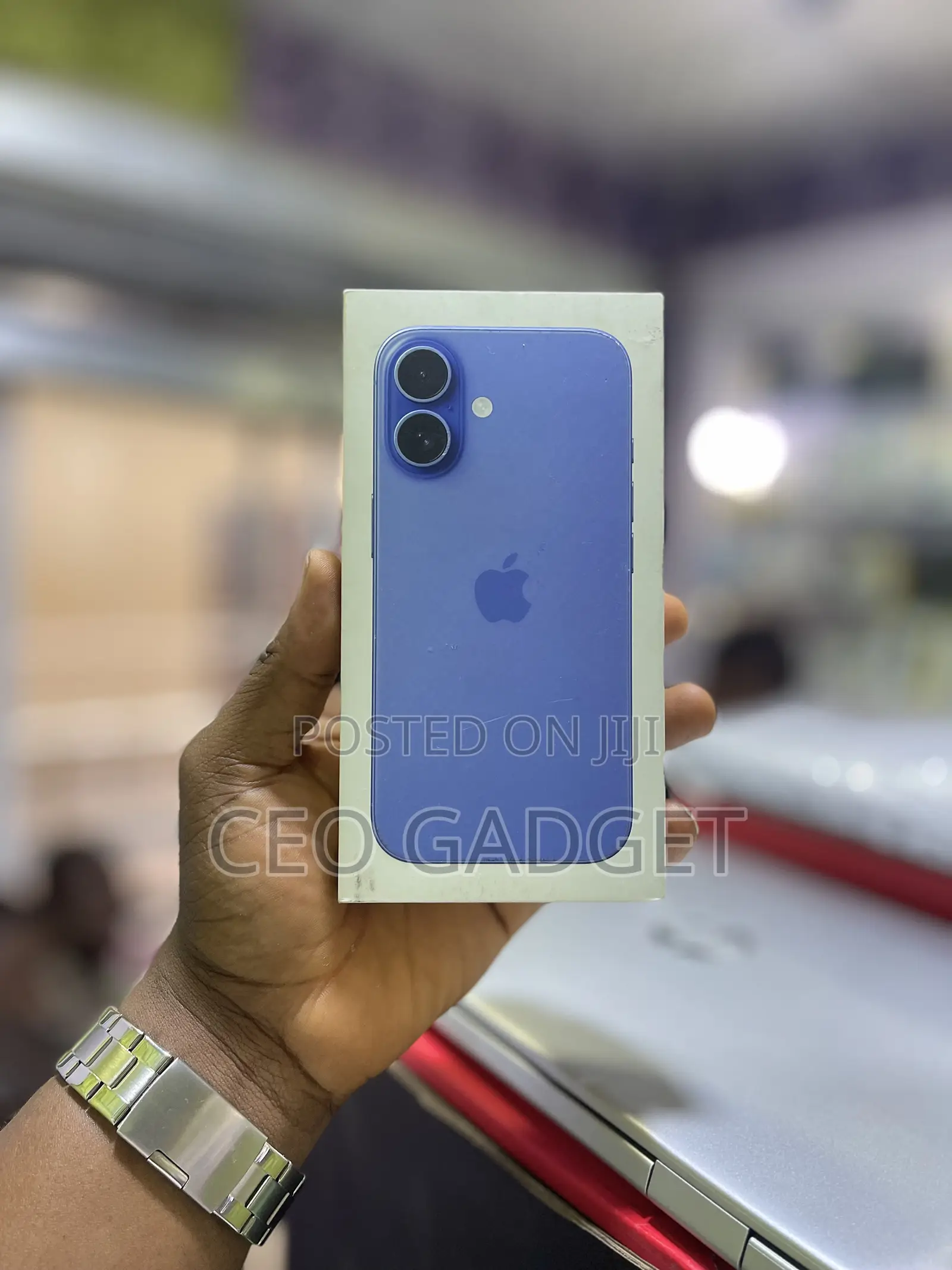New Apple iPhone 16 128 GB Blue