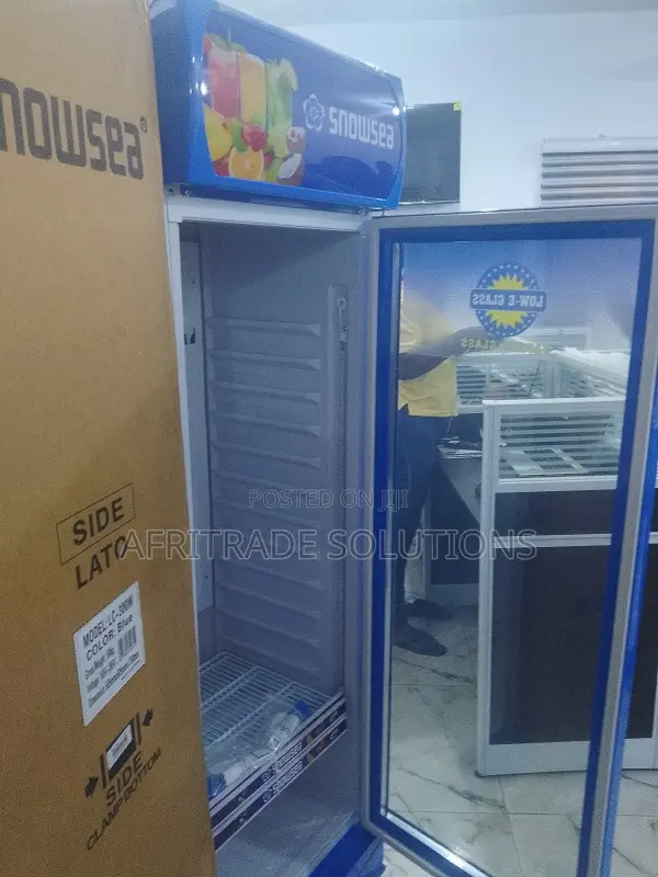 Stylish Snowsea 300litres Showcase Chiller