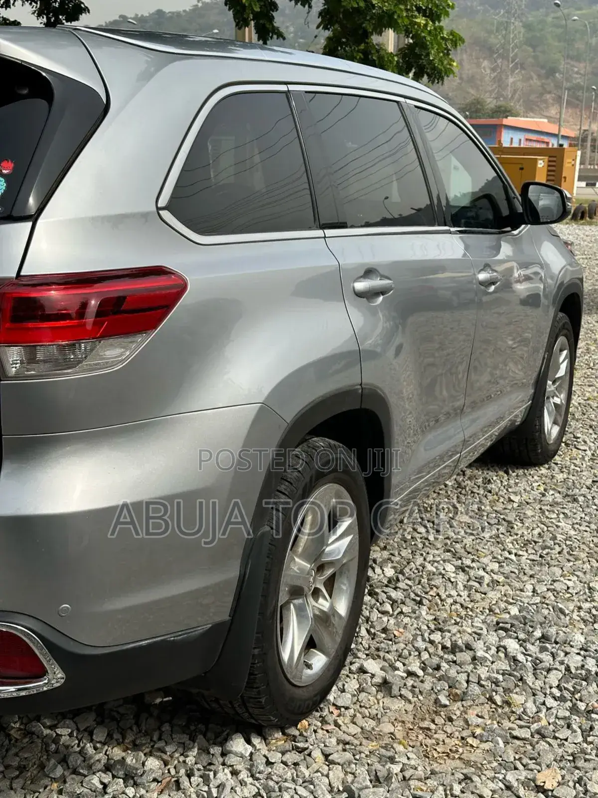 Toyota Highlander Limited 4x2 V6 (3.5L 6cyl 8A) 2018 Silver