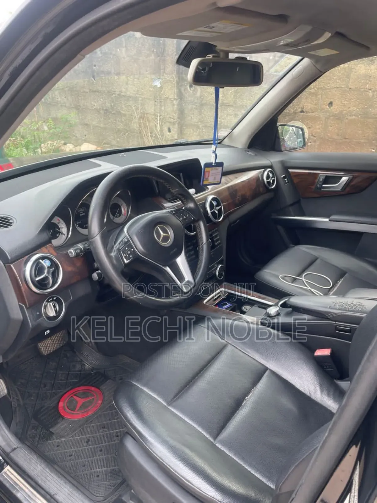 Mercedes-Benz GLK-Class Base GLK 350 4dr AWD 4MATIC (3.5L 6cyl 7A) 2015