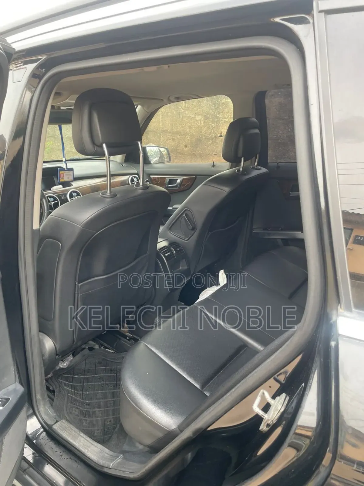 Mercedes-Benz GLK-Class Base GLK 350 4dr AWD 4MATIC (3.5L 6cyl 7A) 2015