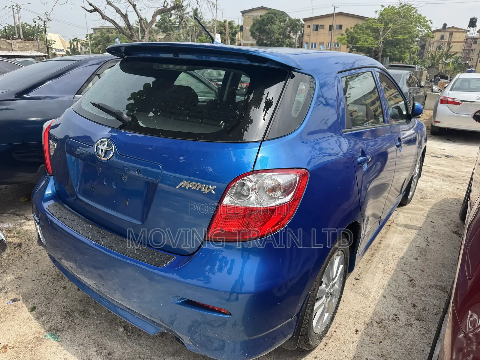 Toyota Matrix Hatchback FWD (1.8L 4cyl 5M) 2009 Blue