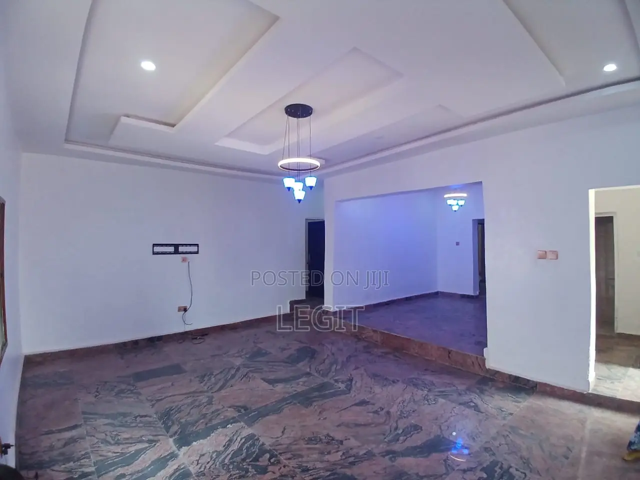 5bdrm Duplex in Lugbe District for sale