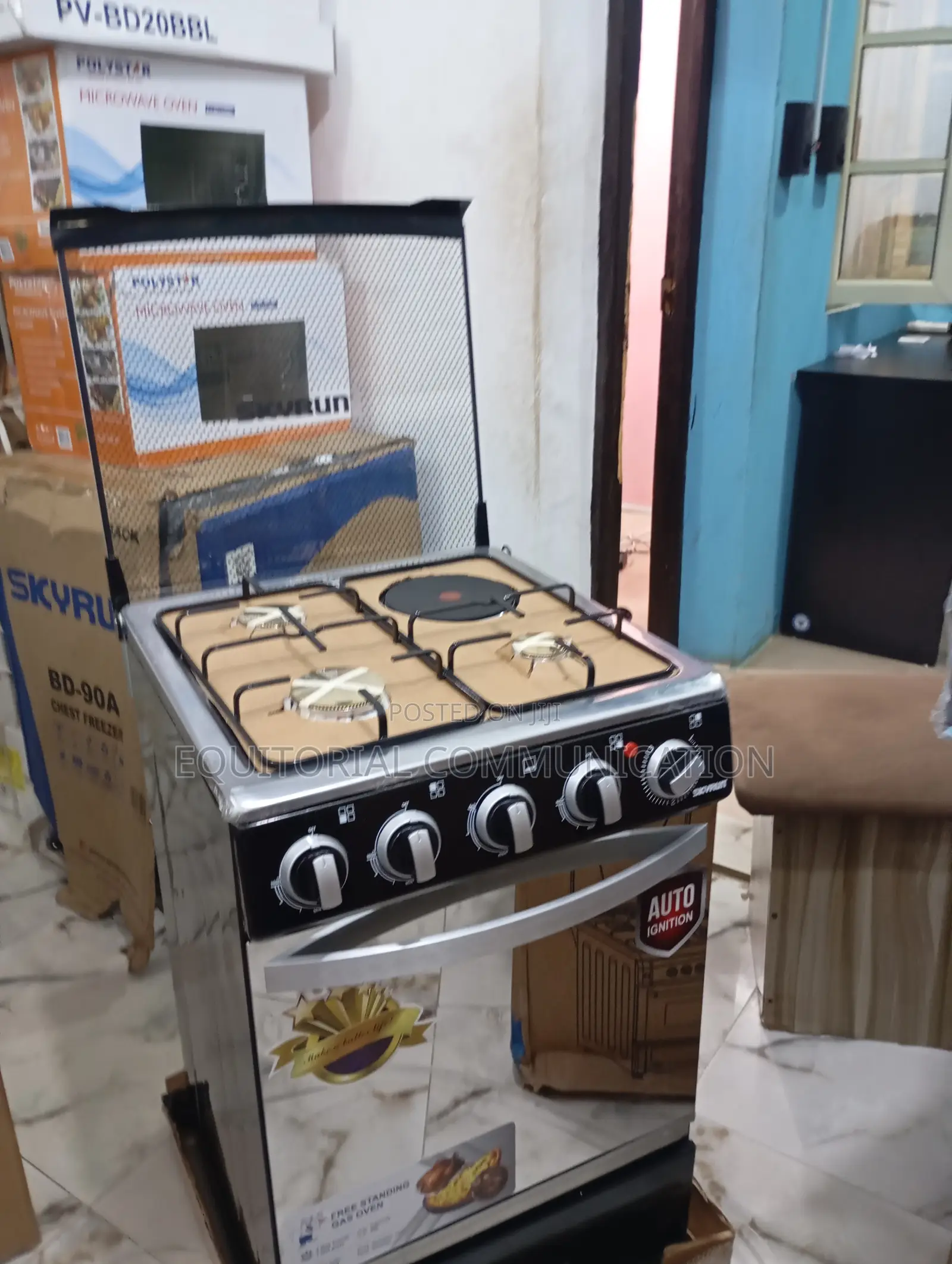 Skyrun Cooking Canvas 3 +1 Gas Cooker GCS-3g1e/X Black