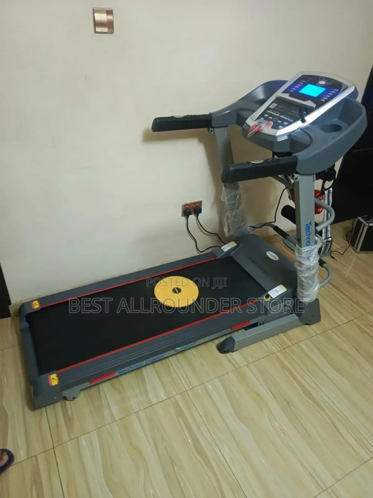 2.5hp Techno Fitness Treadmill Machine