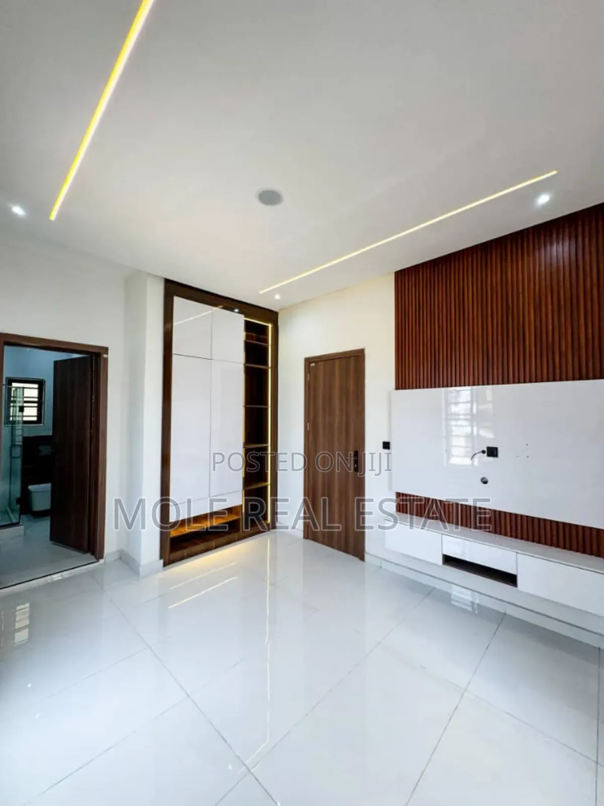 Furnished 5bdrm Duplex in Caption Cuort Leki, Lekki for sale