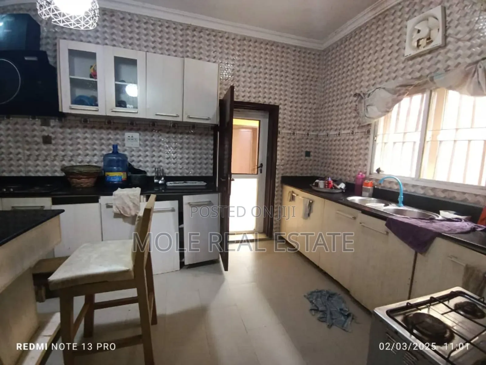6bdrm Duplex in Ipaja for sale