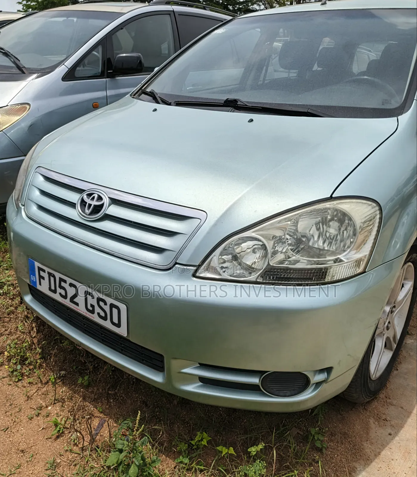 Toyota Avensis Verso 2.0 2001 Green