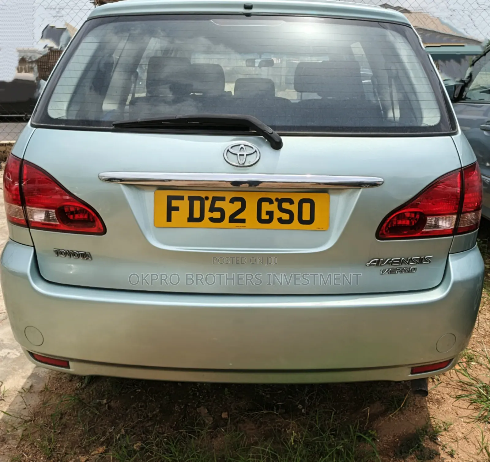 Toyota Avensis Verso 2.0 2001 Green