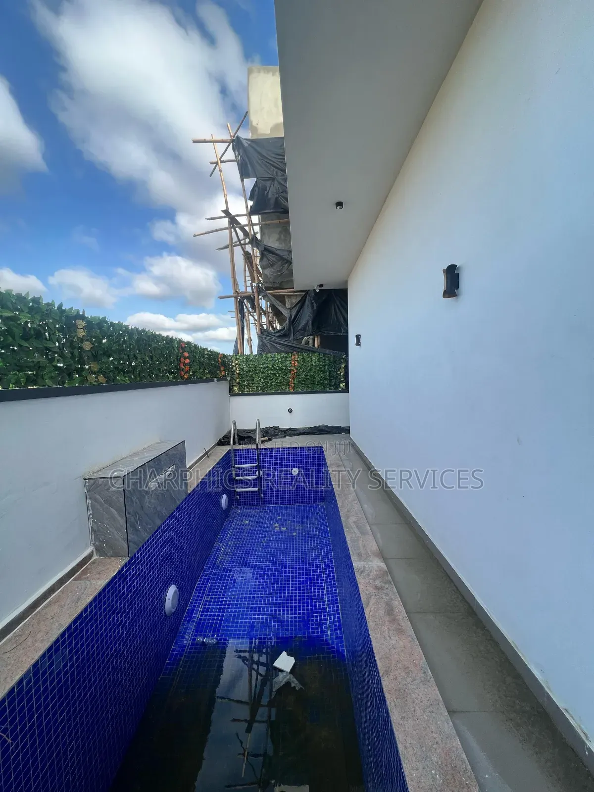 5bdrm Duplex in Ajah for sale
