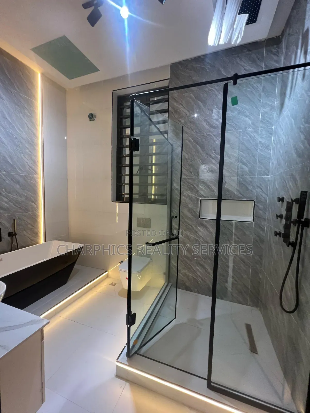 5bdrm Duplex in Ajah for sale