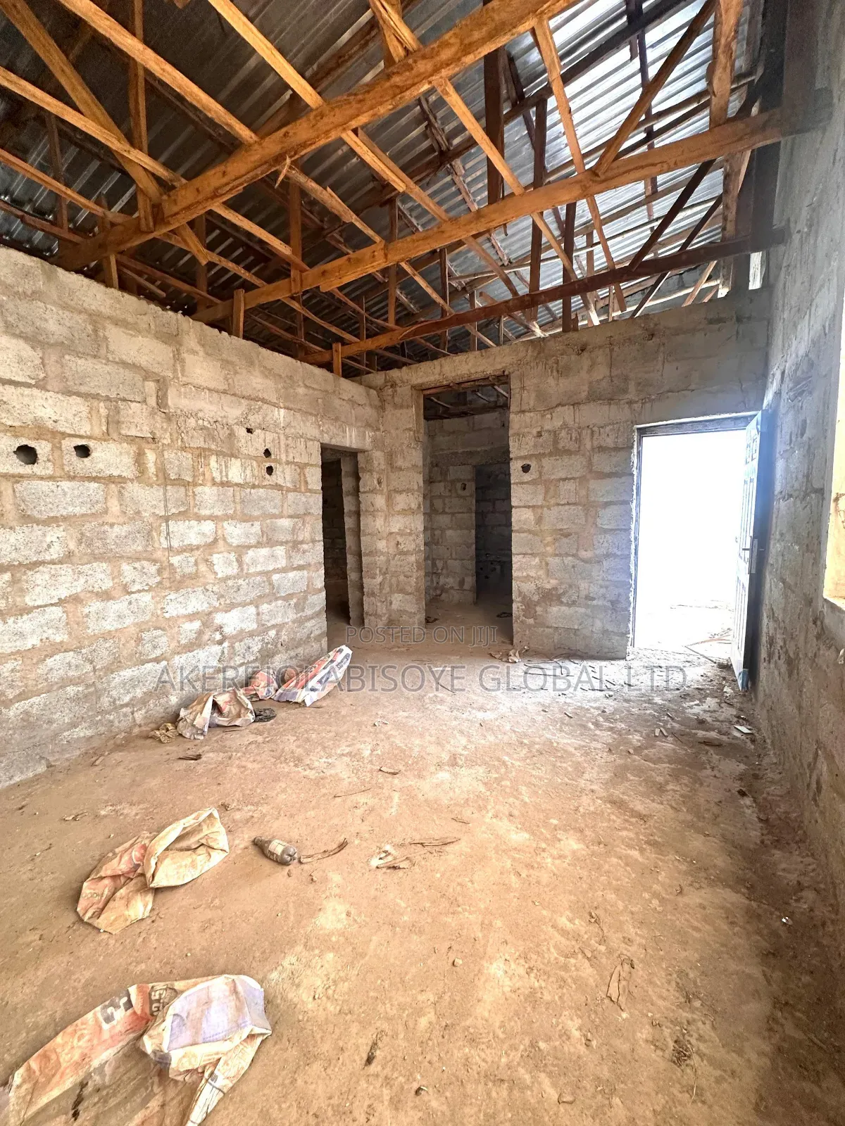 4bdrm Townhouse/Terrace in Lifecamp for sale
