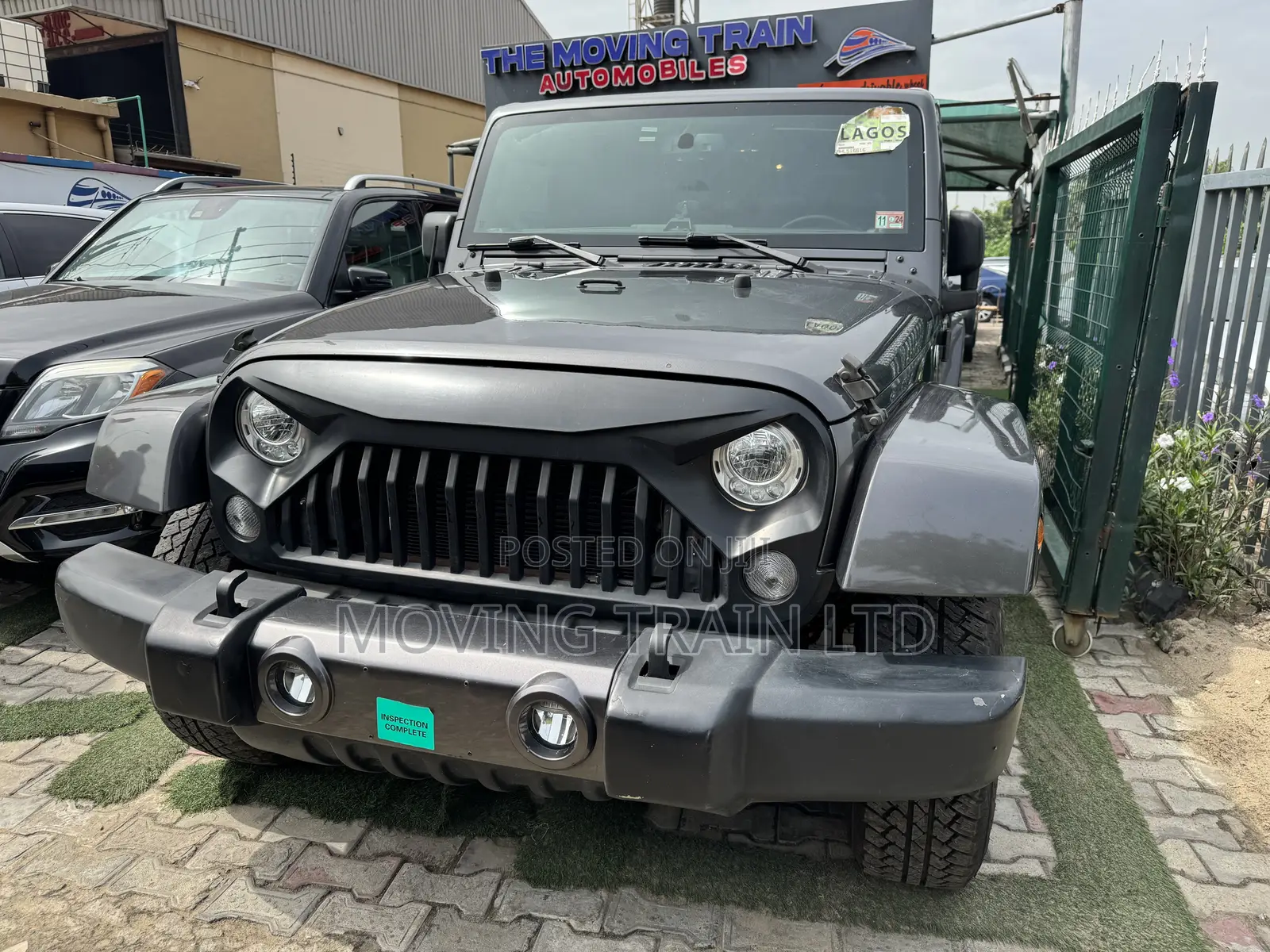 Jeep Wrangler Sahara 4x4 2017 Gray
