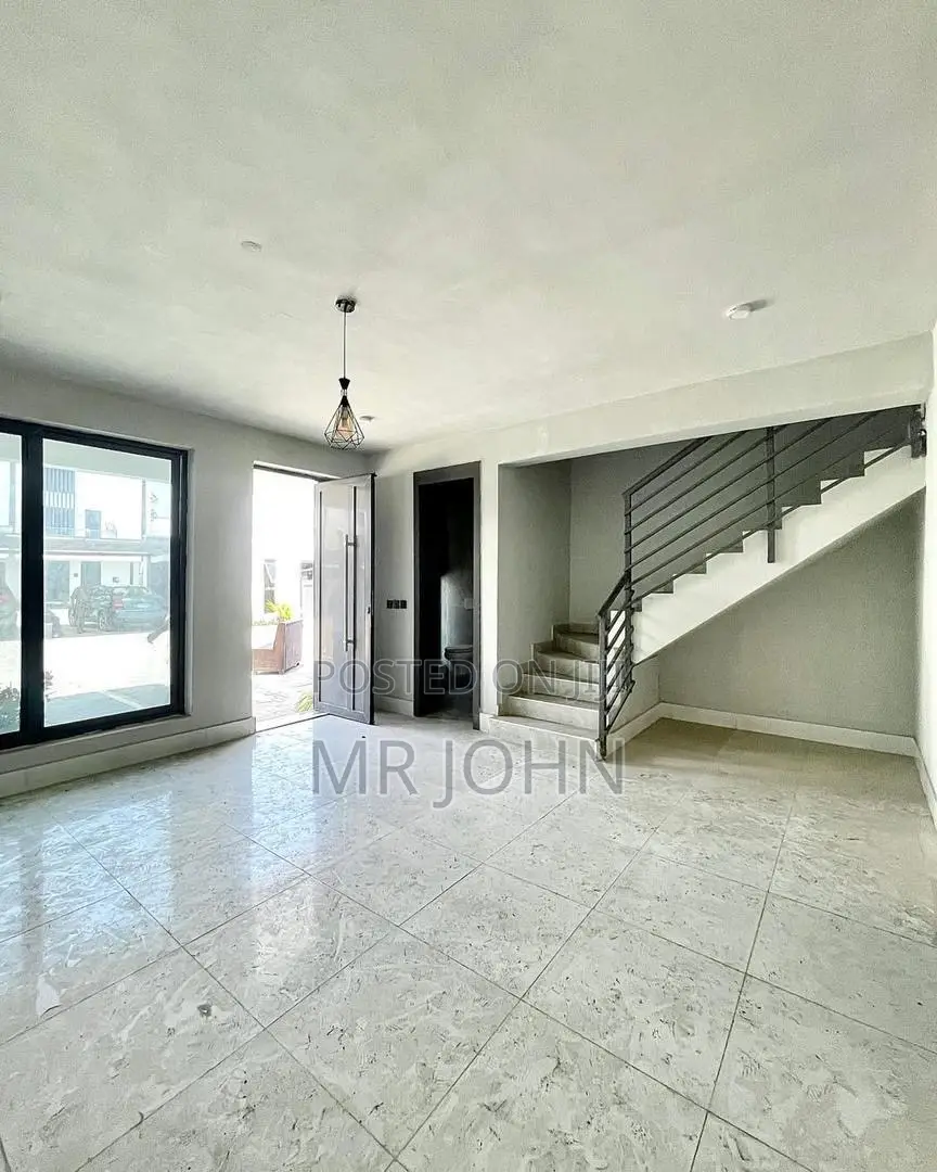 4bdrm Duplex in Omalicha Pr, Lekki for sale