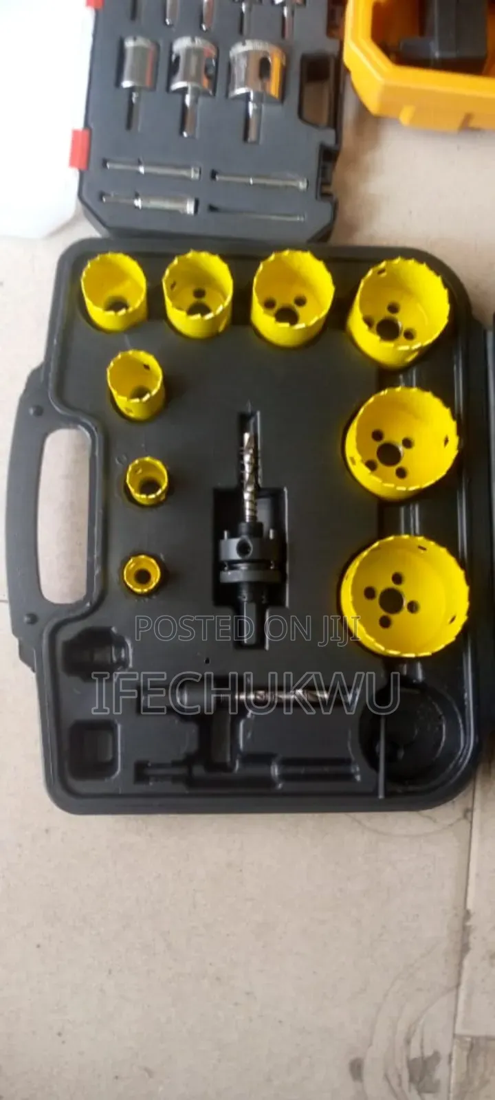 Boxof Holesaws