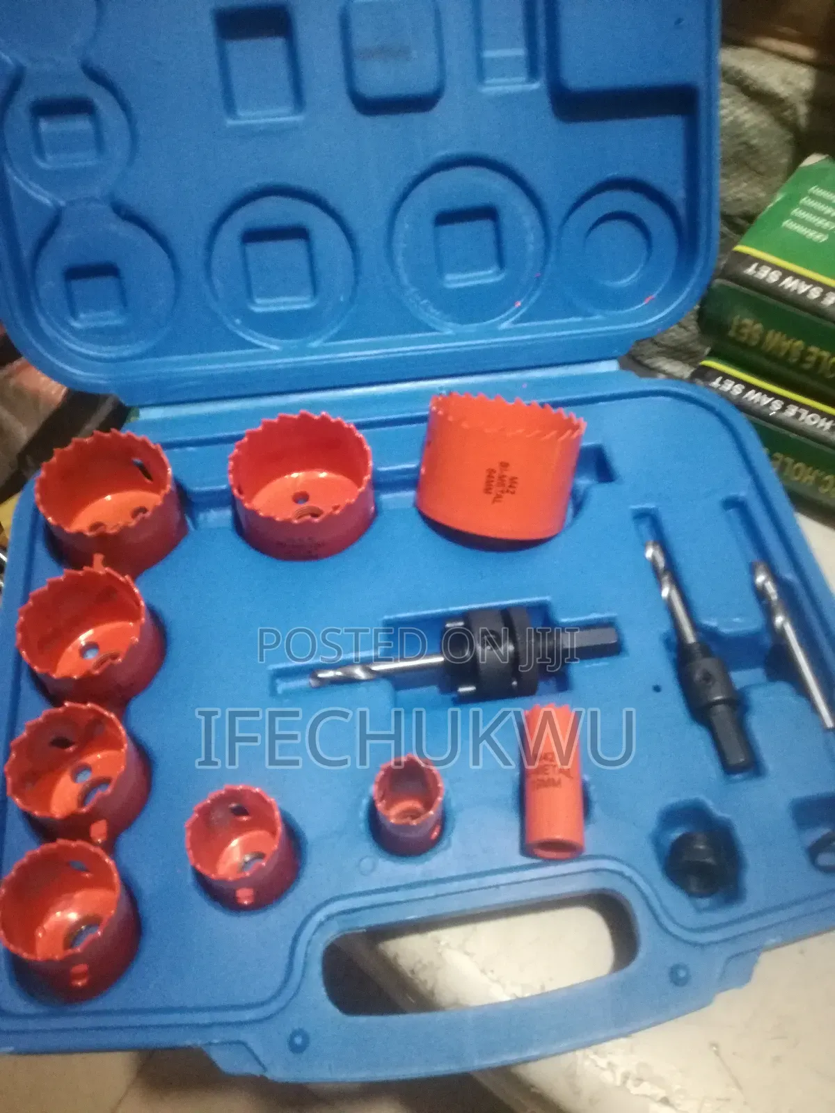 Boxof Holesaws