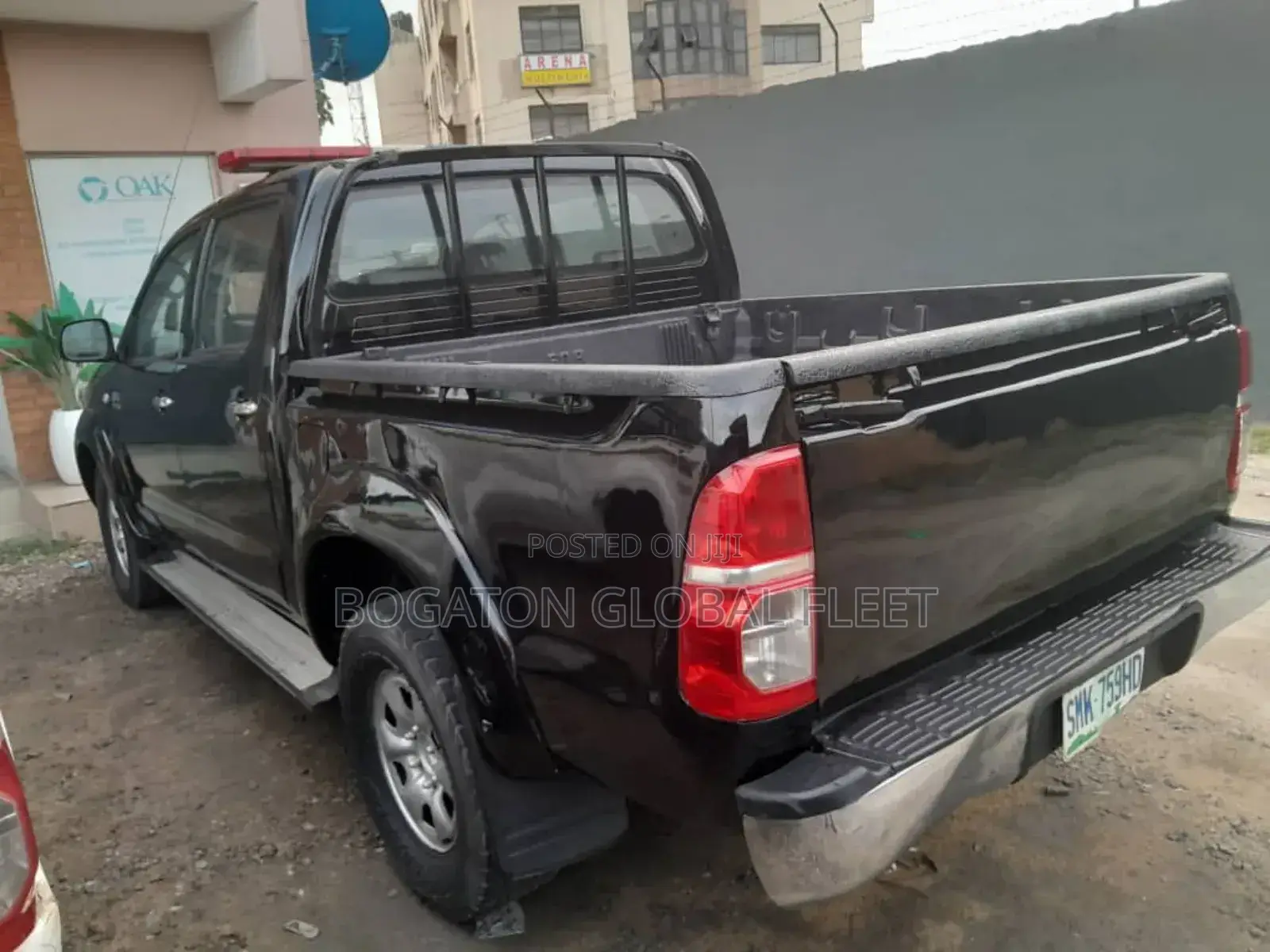 2014 Hilux for Rent