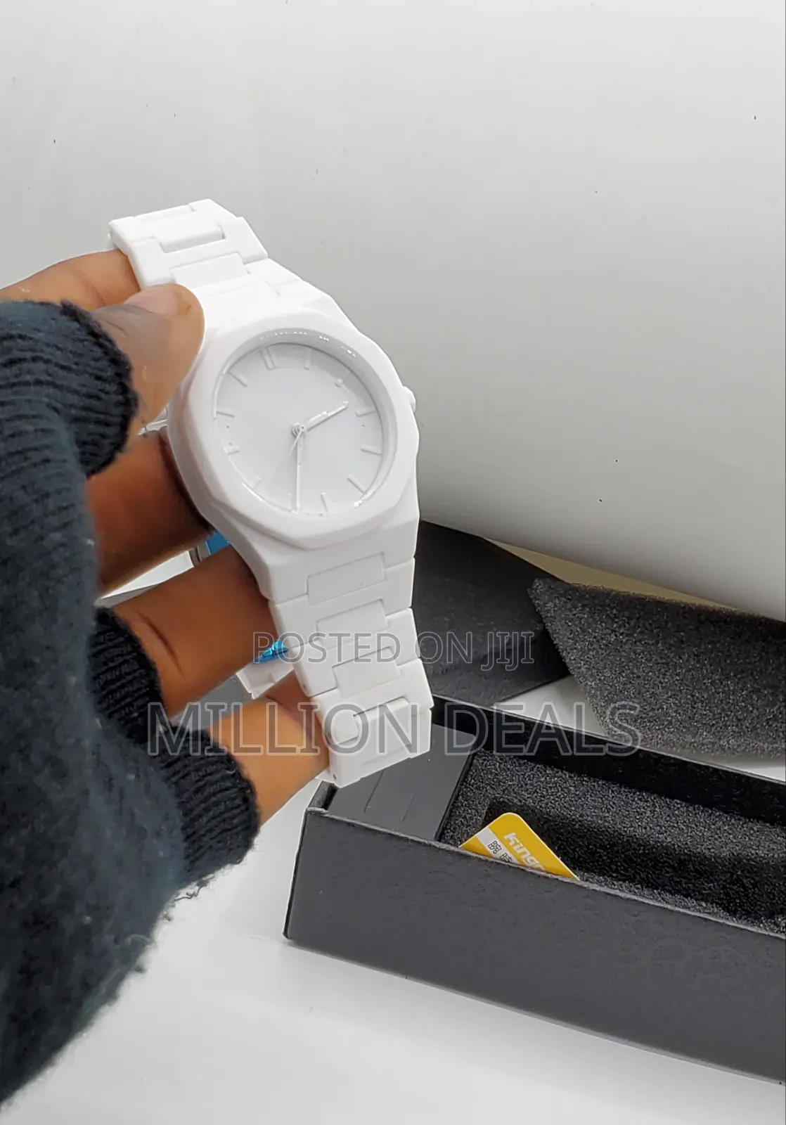 Silicon Classic White Men's Unique Wrist Watch