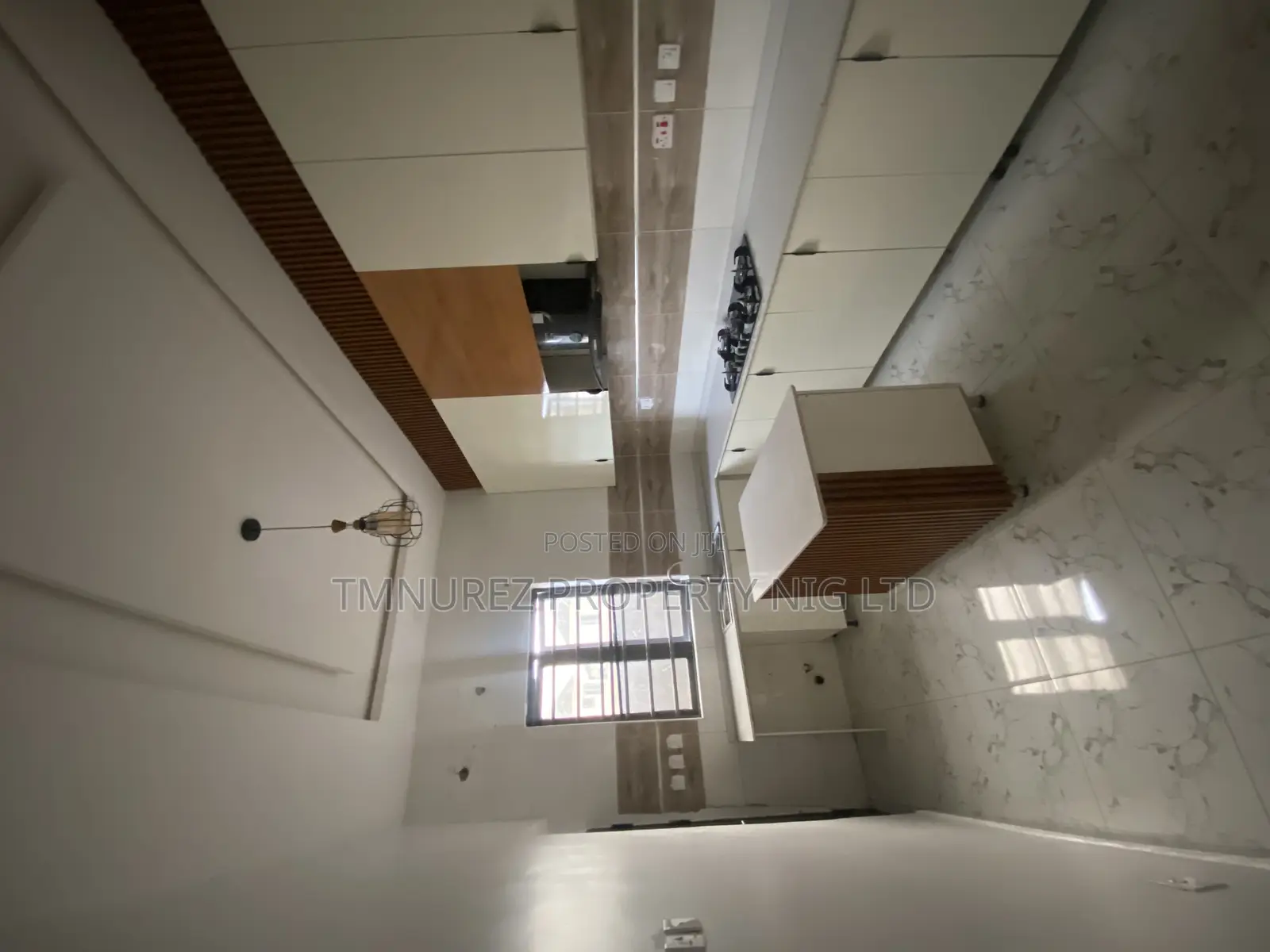 1bdrm Apartment in Harris Drive, Lekki for rent