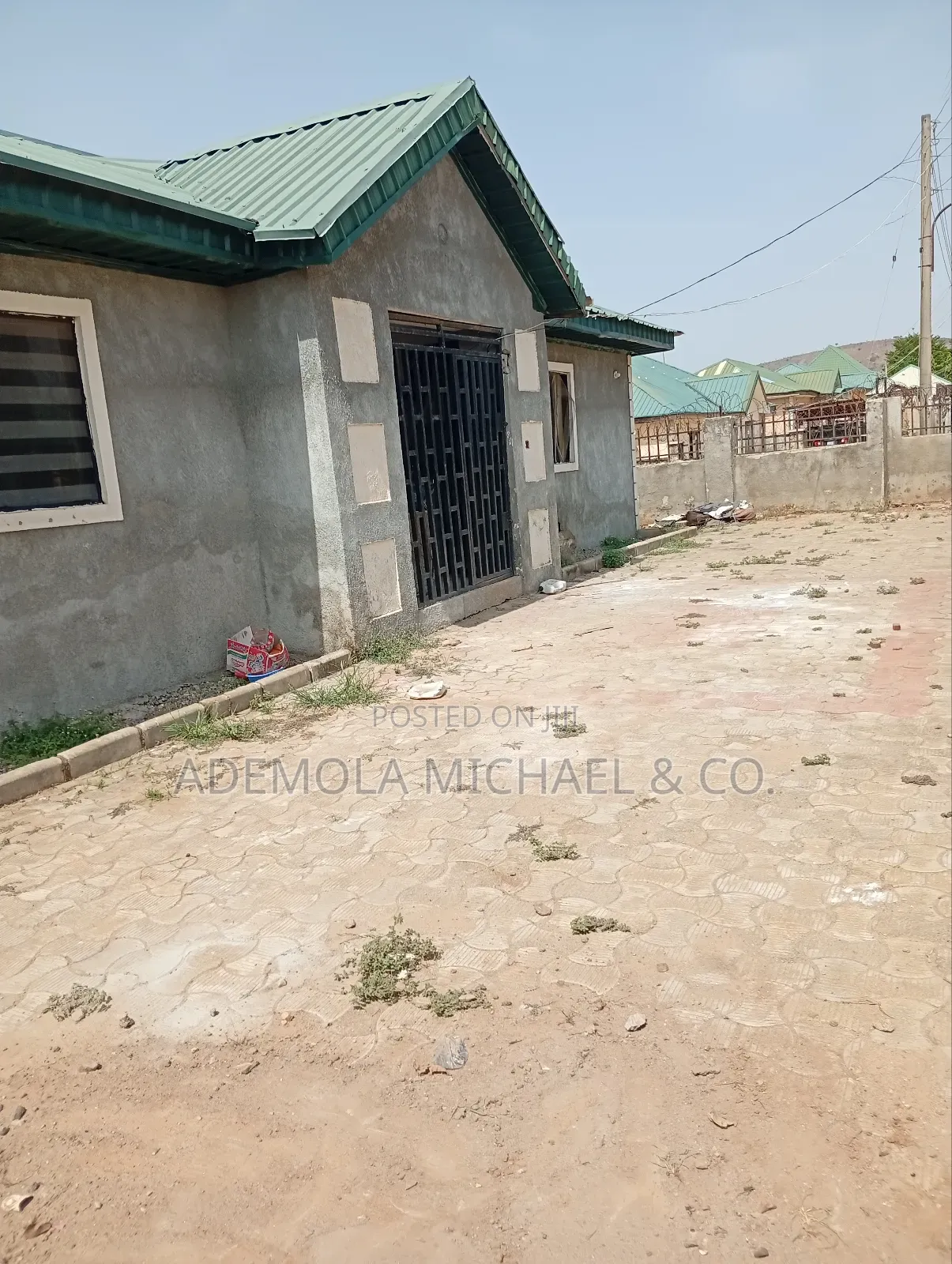 3bdrm Bungalow in Army Estate, Kurudu for sale