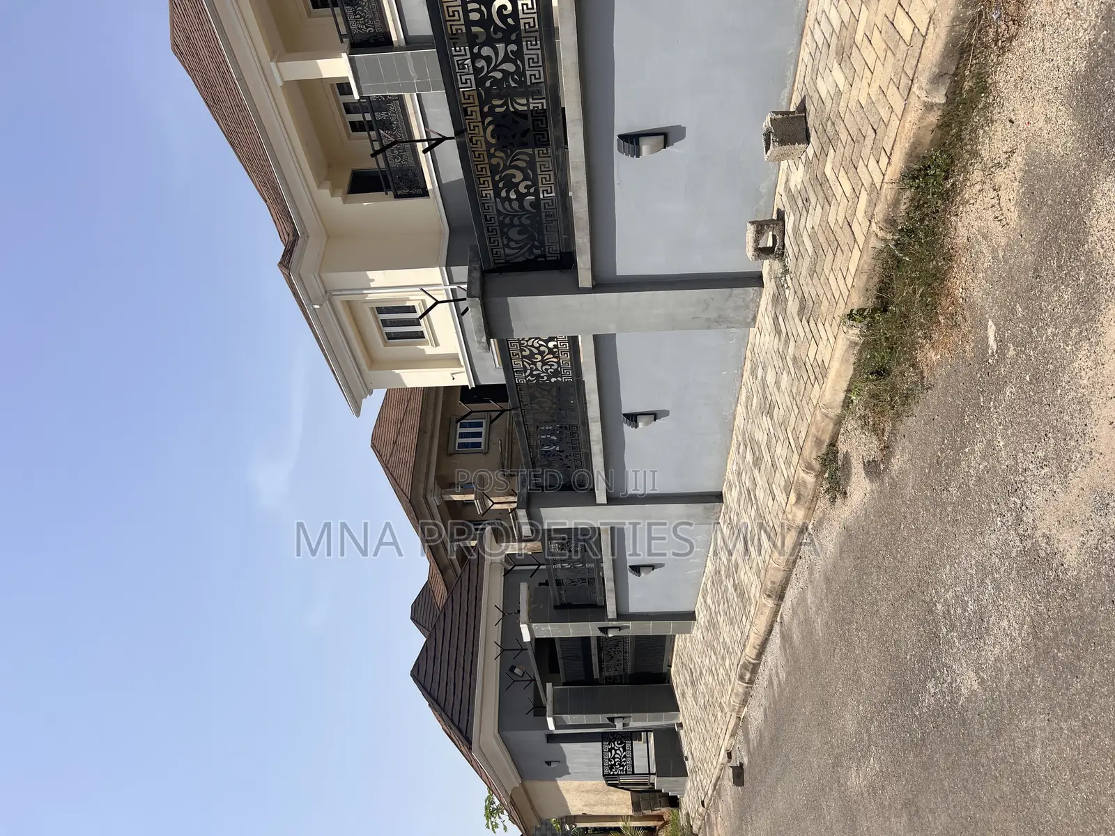 5bdrm Duplex in Kings Park Estate, Lugbe District for sale
