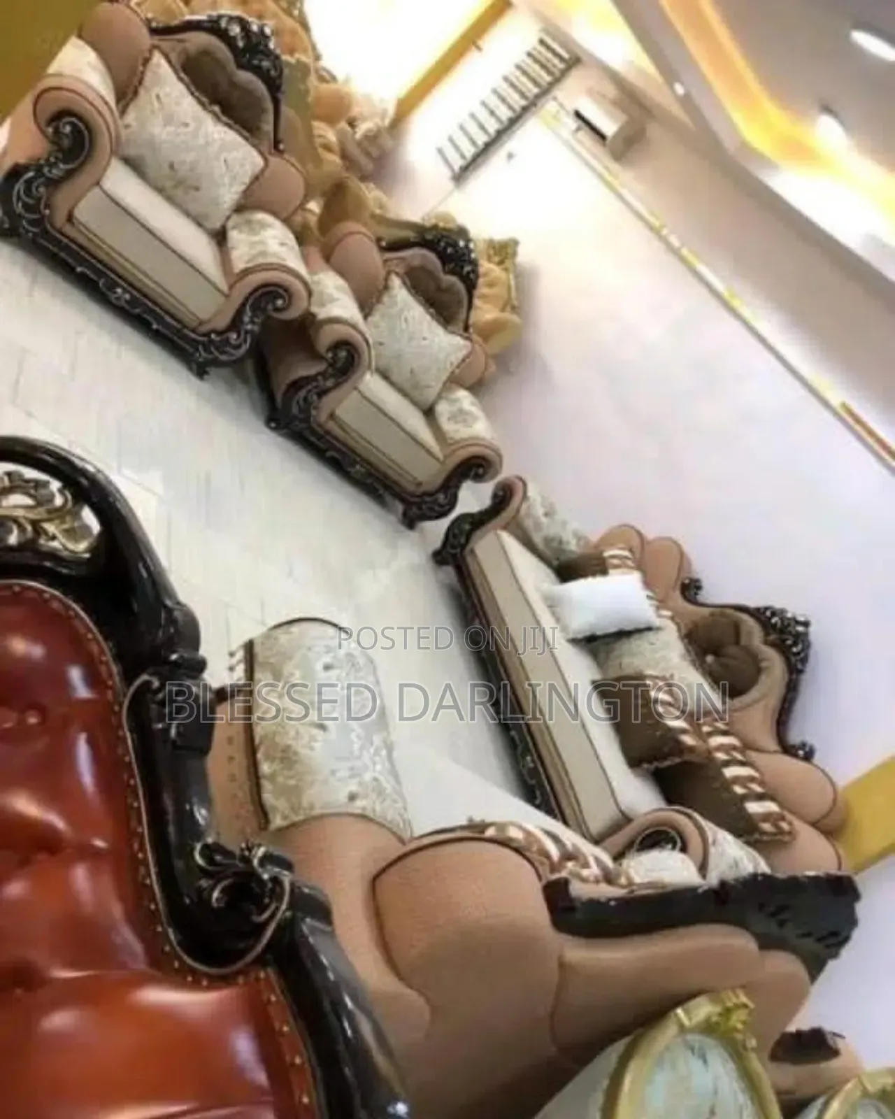 Luxury Quality Standard Foreign Set of Chairs