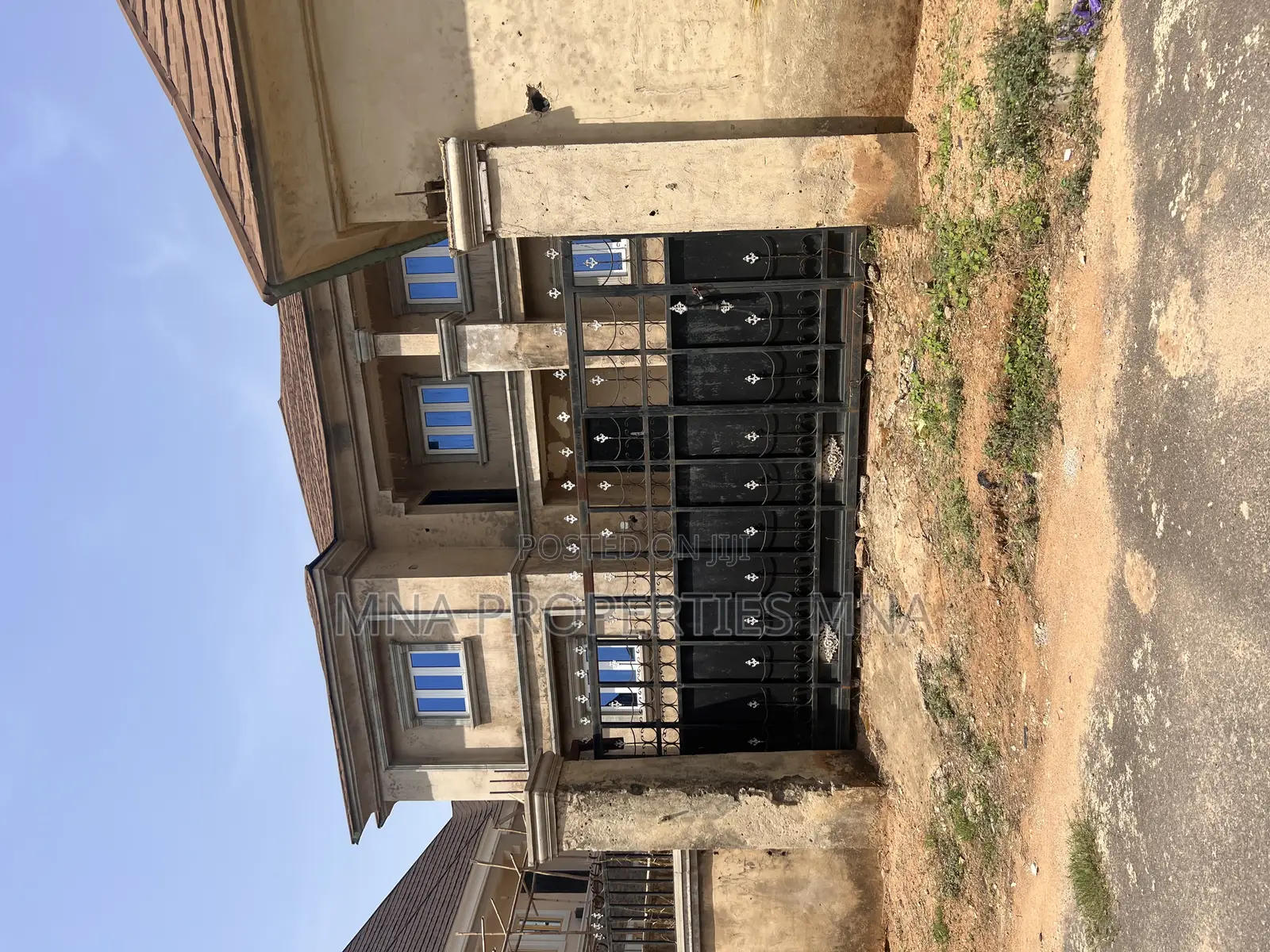 5bdrm Duplex in Kings Park Estate, Lugbe District for sale