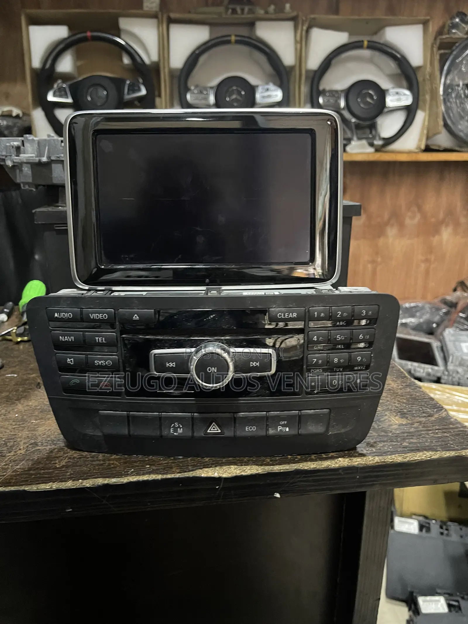 Mercedes Benz Screens and Radio W204/W212/Cla/Gle
