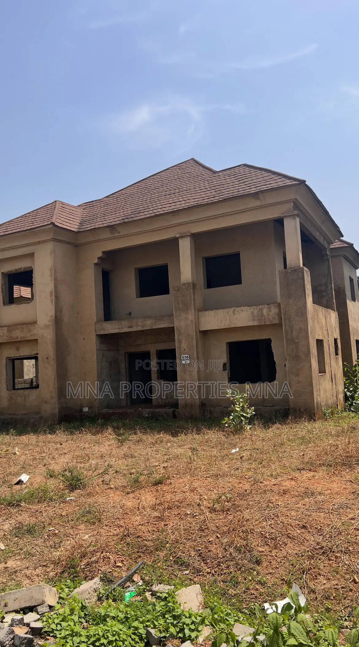 5bdrm Duplex in Kings Park Estate, Lugbe District for sale