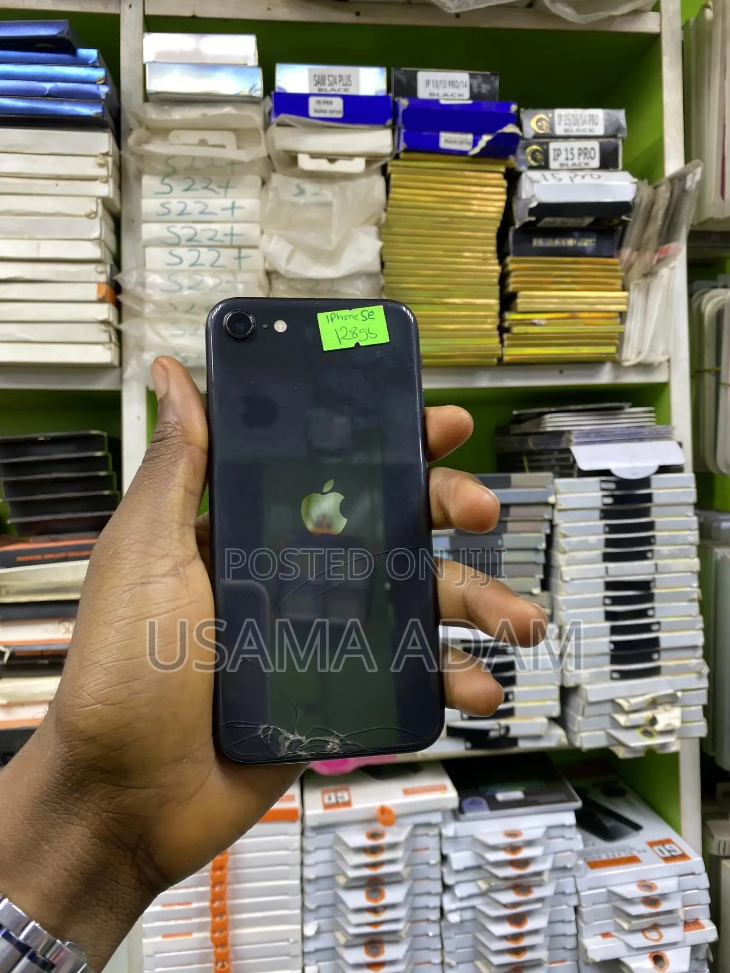 Apple iPhone SE (2020) 128 GB Black